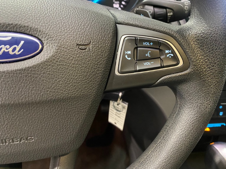Used-2017-Ford-Escape-SE