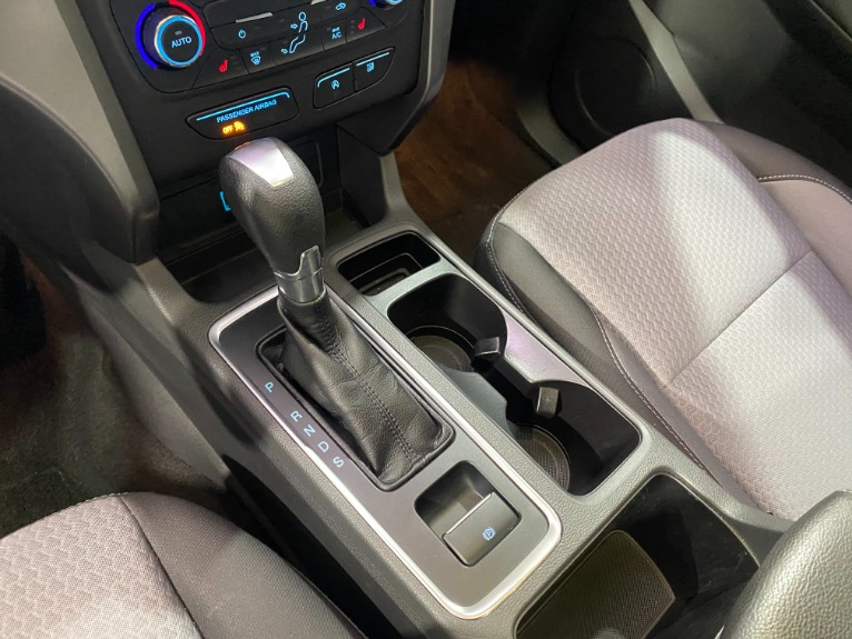 Used-2017-Ford-Escape-SE