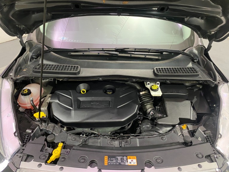 Used-2017-Ford-Escape-SE