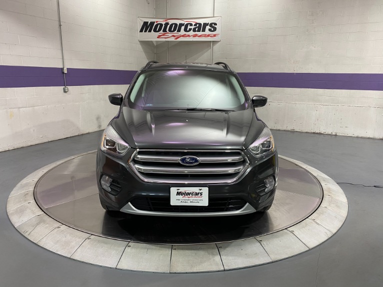 Used-2017-Ford-Escape-SE