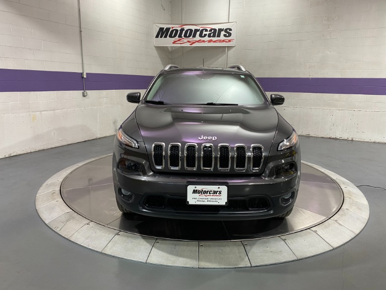 Used-2017-Jeep-Cherokee-Latitude-4X4