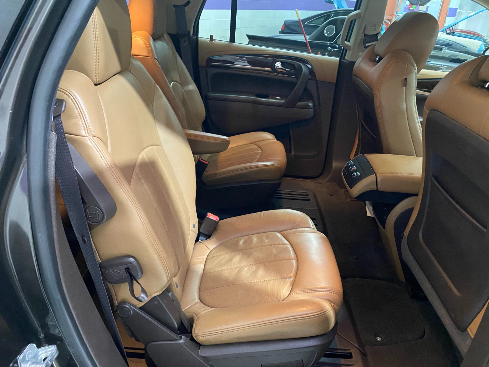 Used-2013-Buick-Enclave-Leather-AWD
