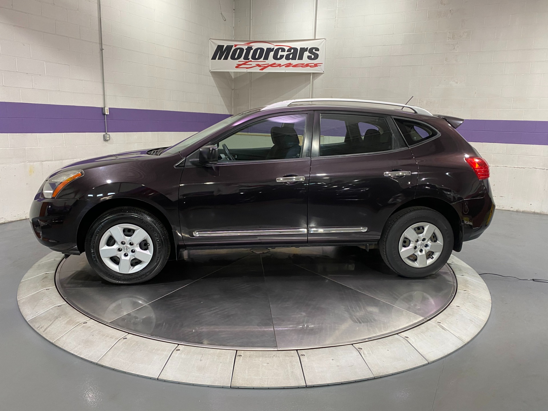 Used-2014-Nissan-Rogue-Select-S-AWD