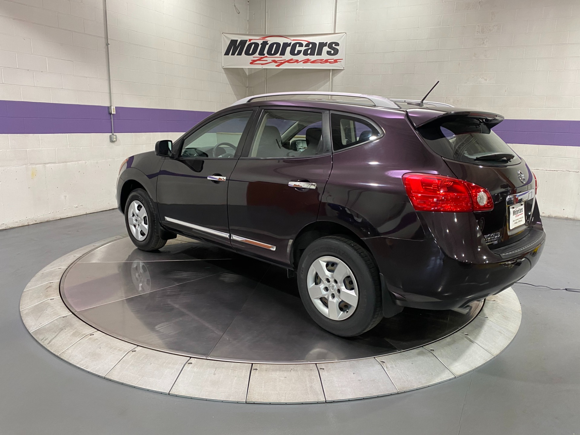 Used-2014-Nissan-Rogue-Select-S-AWD