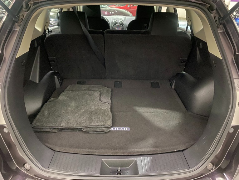 Used-2014-Nissan-Rogue-Select-S-AWD