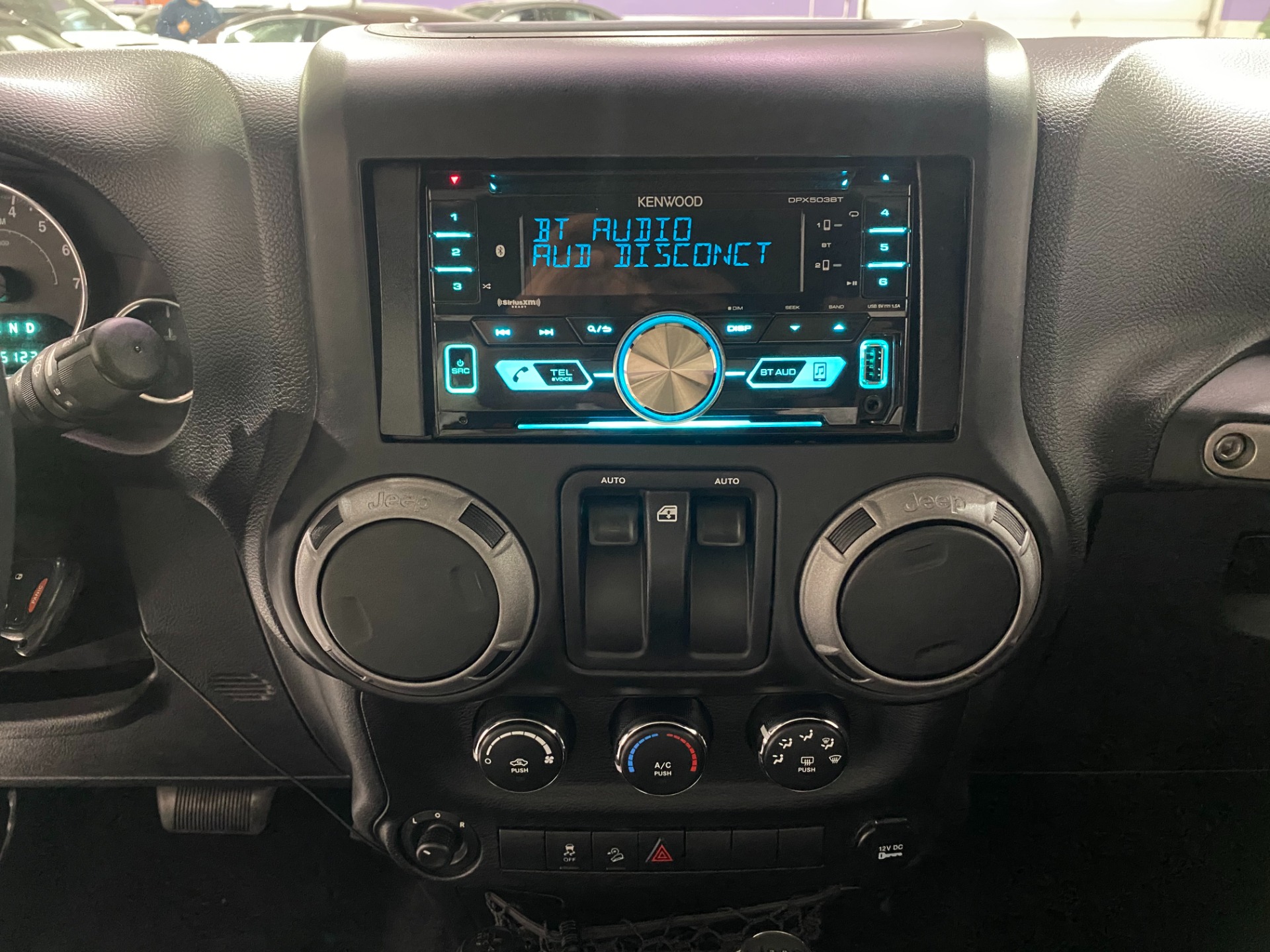 Used-2014-Jeep-Wrangler-Sport-4X4