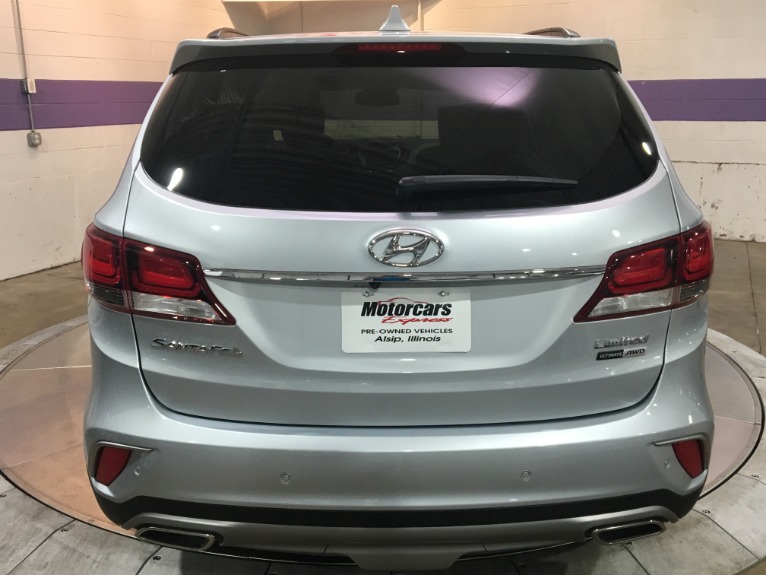 Used-2018-Hyundai-Santa-Fe-Limited-Ultimate