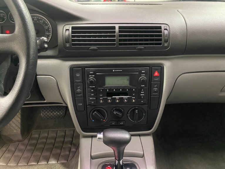 Used-2002-Volkswagen-Passat-GLS-18T