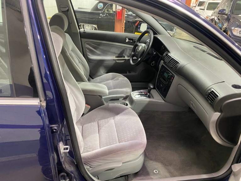 Used-2002-Volkswagen-Passat-GLS-18T