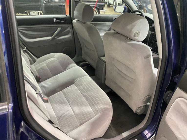 Used-2002-Volkswagen-Passat-GLS-18T
