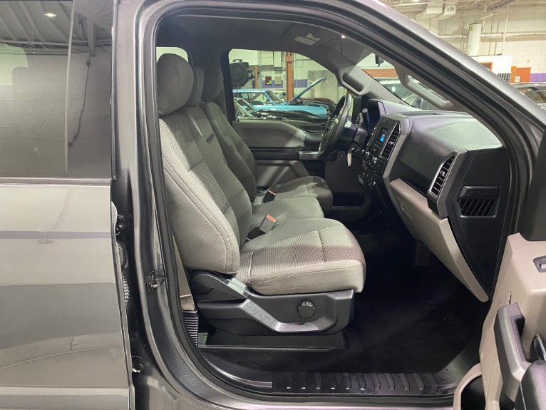 Used-2017-Ford-F-150-XLT-4X4