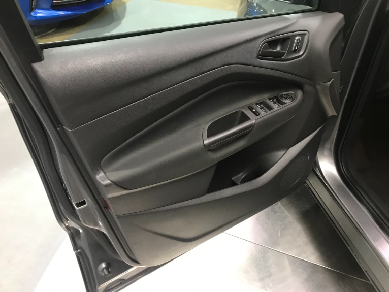 Used-2013-Ford-Escape-S