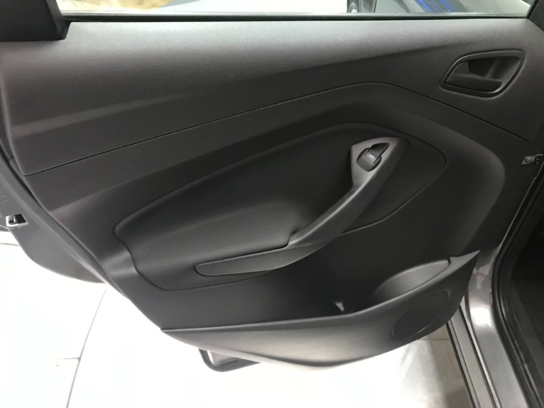 Used-2013-Ford-Escape-S