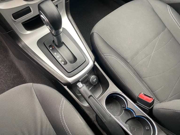 Used-2015-Ford-Fiesta-SE-FWD