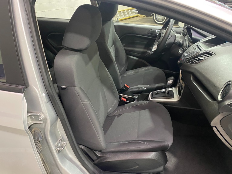 Used-2015-Ford-Fiesta-SE-FWD