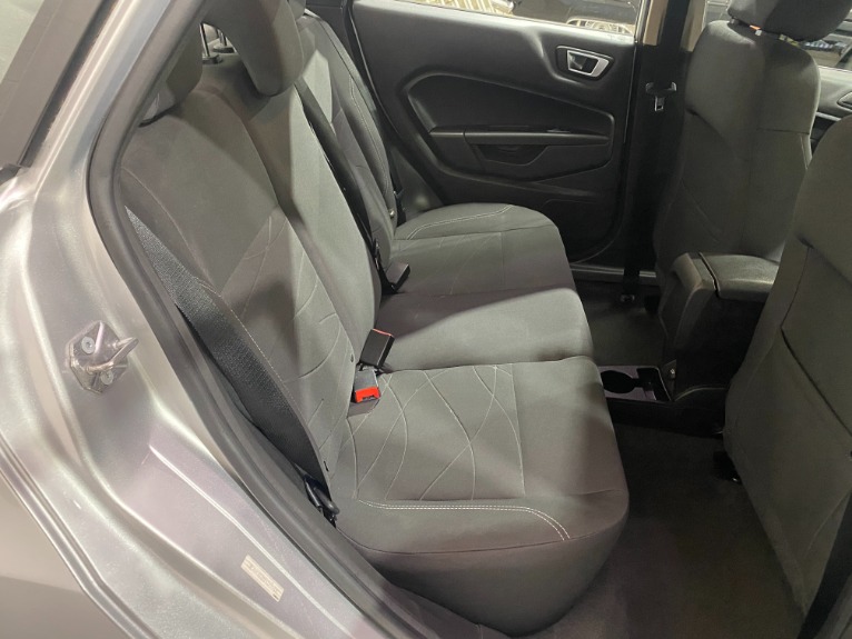 Used-2015-Ford-Fiesta-SE-FWD