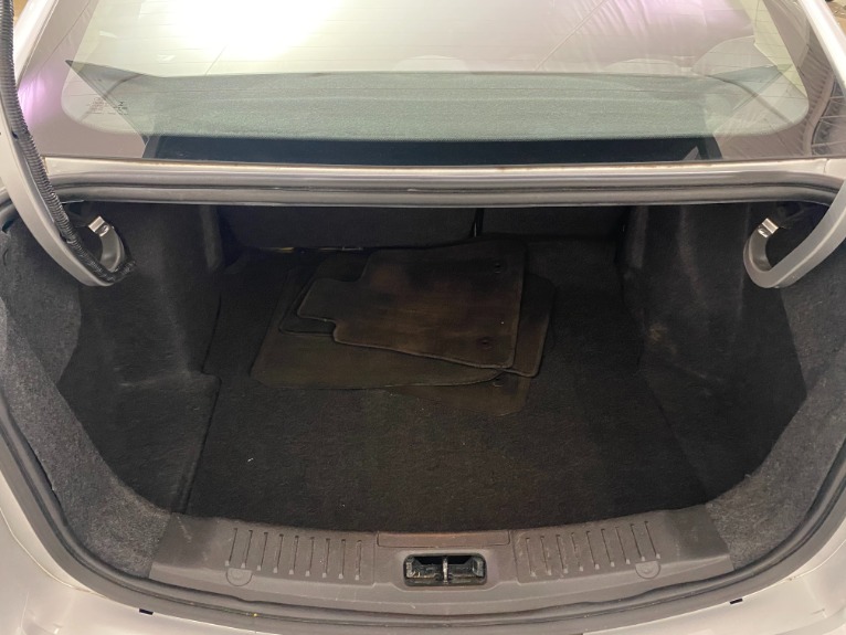 Used-2015-Ford-Fiesta-SE-FWD
