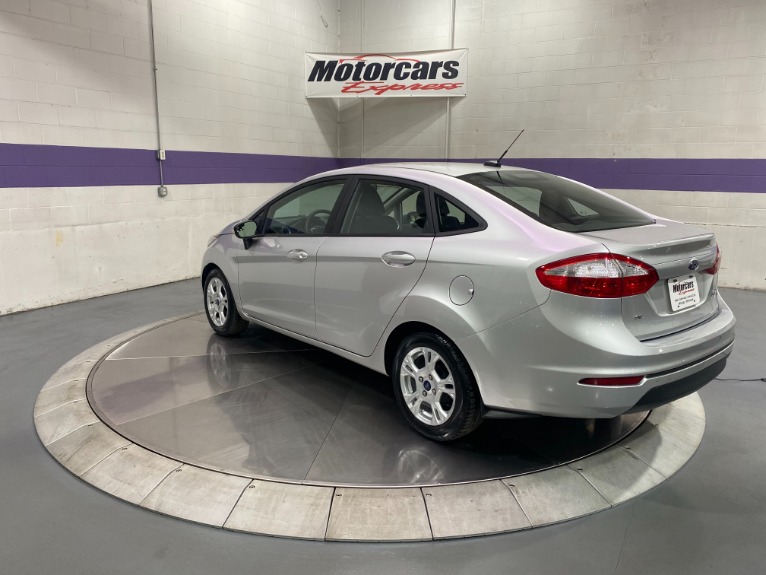 Used-2015-Ford-Fiesta-SE-FWD