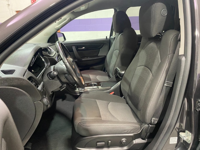 Used-2017-Chevrolet-Traverse-LT-AWD