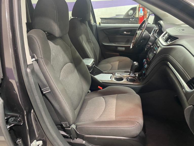 Used-2017-Chevrolet-Traverse-LT-AWD