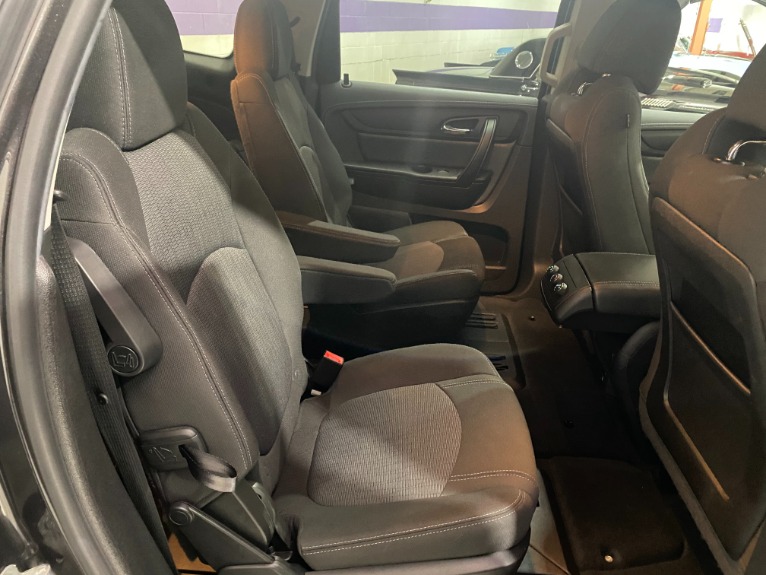 Used-2017-Chevrolet-Traverse-LT-AWD