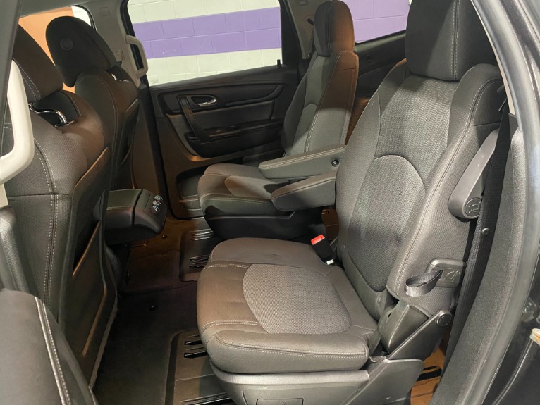 Used-2017-Chevrolet-Traverse-LT-AWD