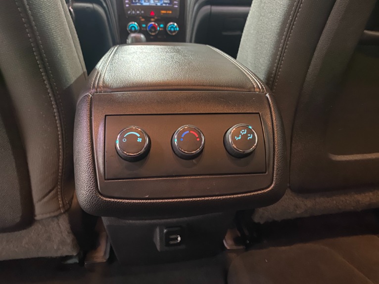 Used-2017-Chevrolet-Traverse-LT-AWD