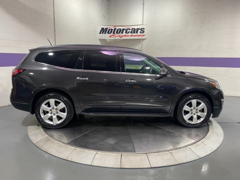 Used-2017-Chevrolet-Traverse-LT-AWD