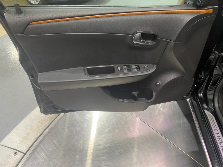 Used-2009-Chevrolet-Malibu-LT2-FWD