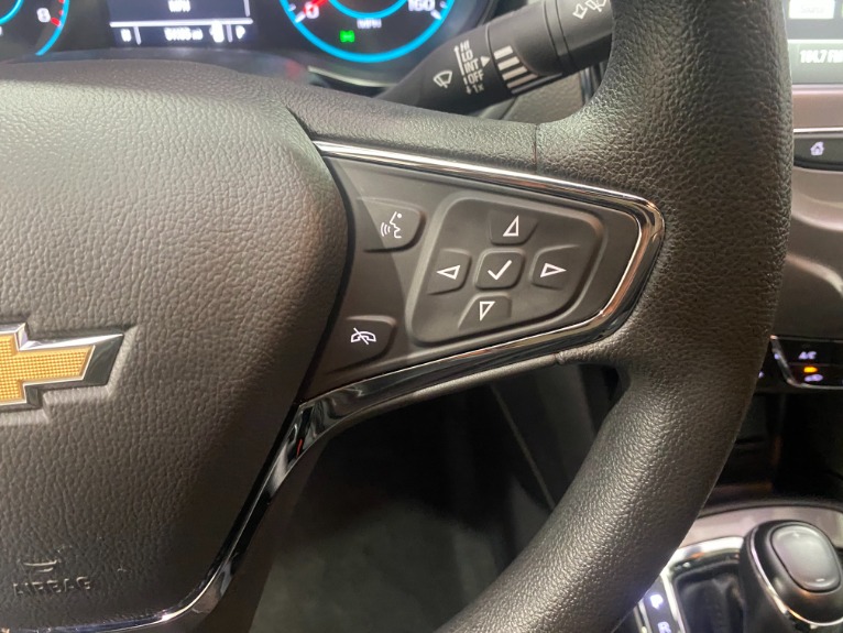 Used-2017-Chevrolet-Cruze-LT-RS