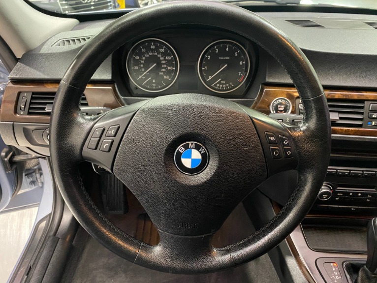 Used-2011-BMW-3-Series-328i-xDrive