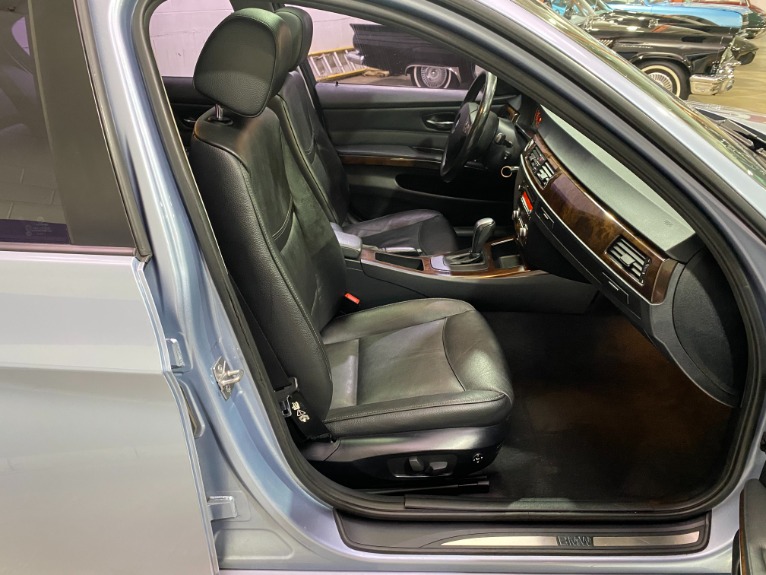 Used-2011-BMW-3-Series-328i-xDrive