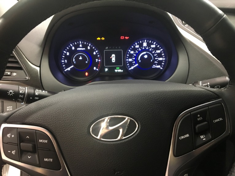 Used-2017-Hyundai-Azera