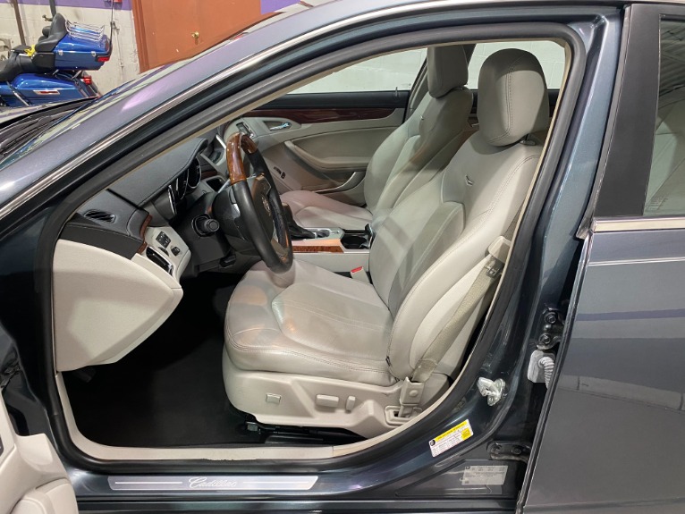Used-2011-Cadillac-CTS-30L-Luxury-AWD