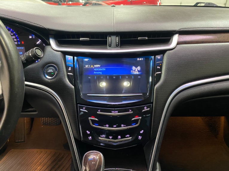 Used-2015-Cadillac-XTS-Luxury-AWD