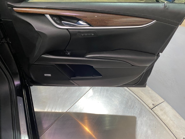 Used-2015-Cadillac-XTS-Luxury-AWD