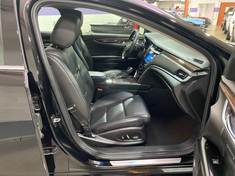 Used-2015-Cadillac-XTS-Luxury-AWD