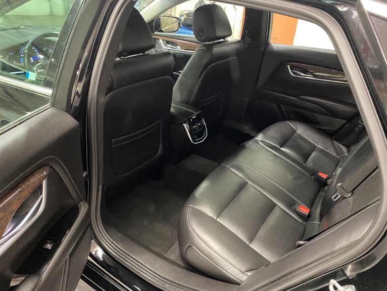 Used-2015-Cadillac-XTS-Luxury-AWD