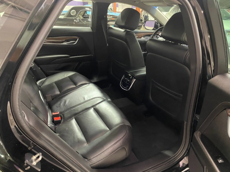 Used-2015-Cadillac-XTS-Luxury-AWD