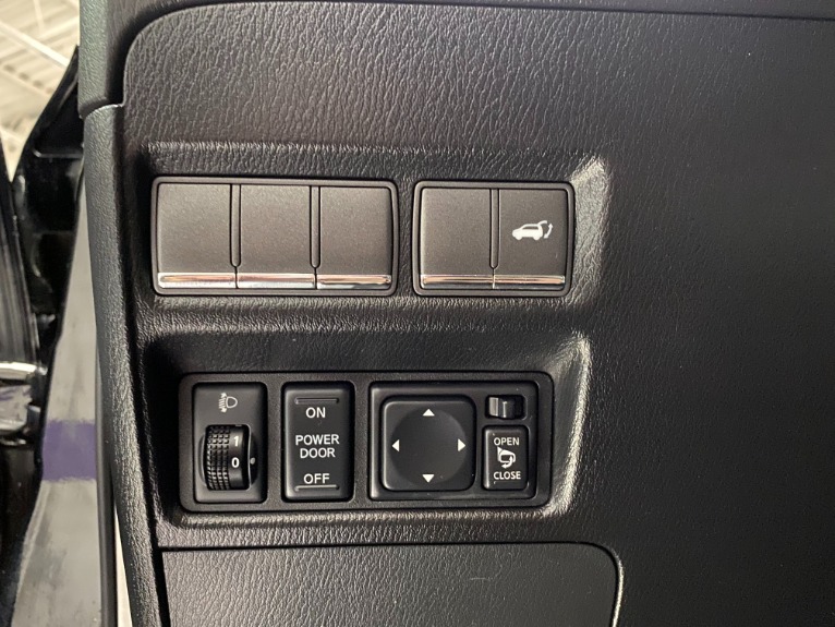 Used-2012-INFINITI-QX56-4X4