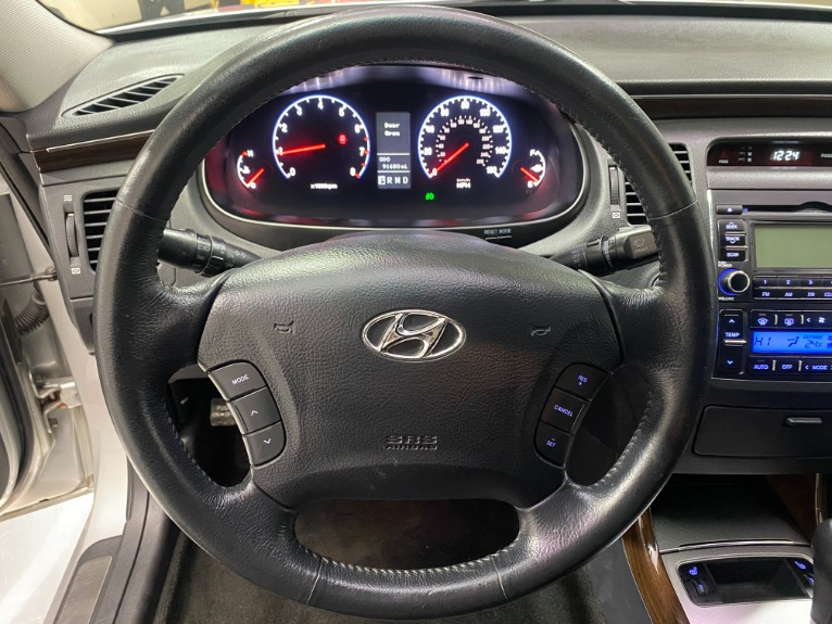 Used-2009-Hyundai-Azera-GLS-FWD