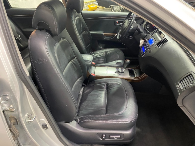 Used-2009-Hyundai-Azera-GLS-FWD
