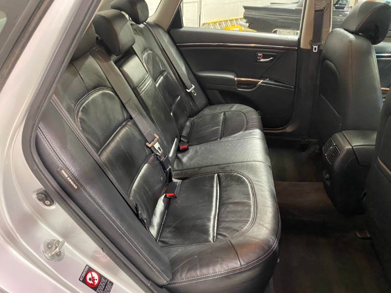 Used-2009-Hyundai-Azera-GLS-FWD