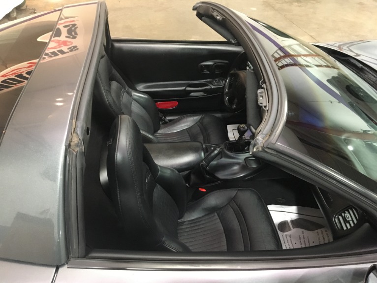 Used-2003-Chevrolet-Corvette-50th-Anniversary-Manual