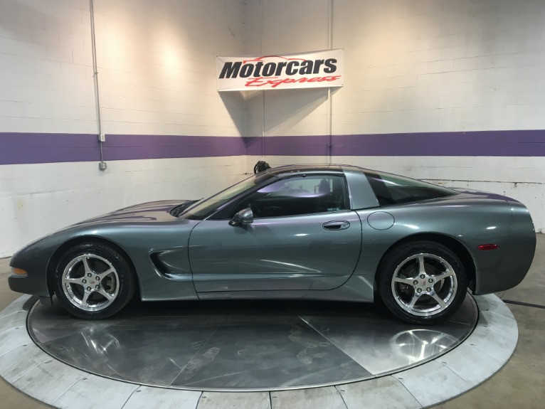 Used-2003-Chevrolet-Corvette-50th-Anniversary-Manual