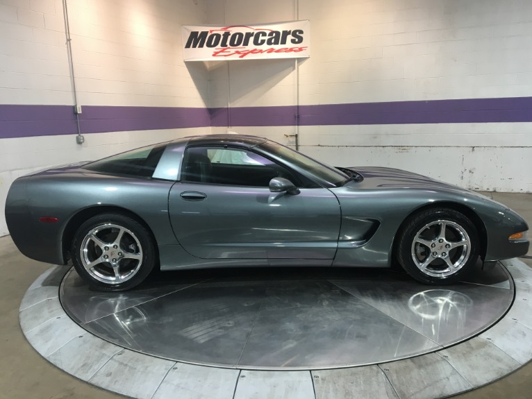 Used-2003-Chevrolet-Corvette-50th-Anniversary-Manual