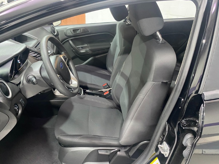 Used-2019-Ford-Fiesta-SE-Hatchback-FWD
