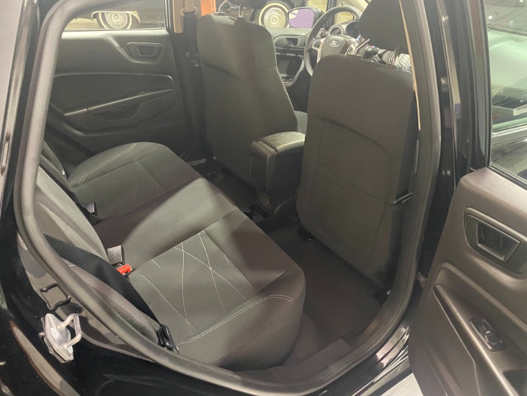 Used-2019-Ford-Fiesta-SE-Hatchback-FWD