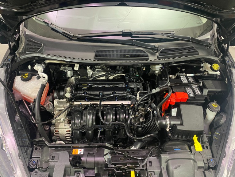 Used-2019-Ford-Fiesta-SE-Hatchback-FWD