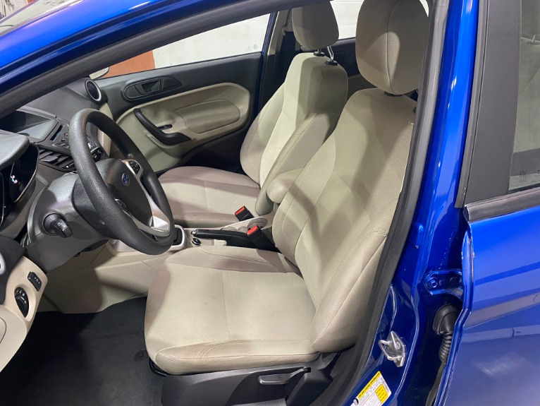 Used-2019-Ford-Fiesta-SE-FWD